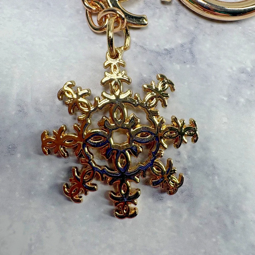 CHANEL Perfume Bottle CC Holiday Snow Flake Bag Charm Key Ring Chain Gold New